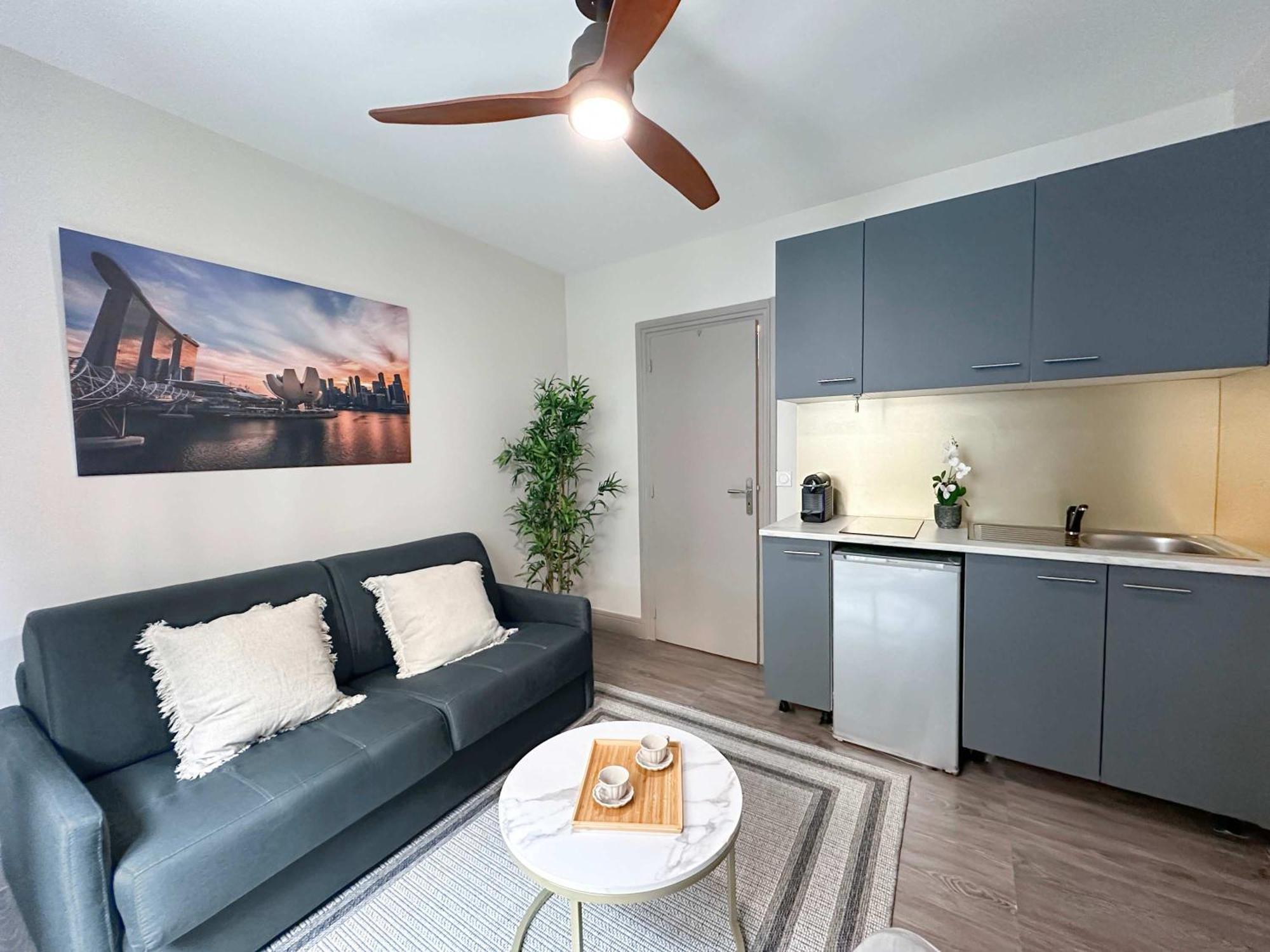 1601B - Studio near Champs Elysées Paris Extérieur photo