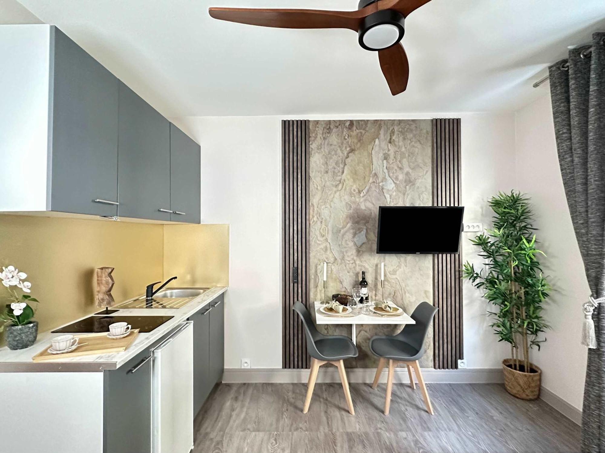 1601B - Studio near Champs Elysées Paris Extérieur photo